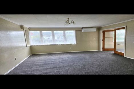 Photo of property in 1088 High Street, Taita, Lower Hutt, 5011