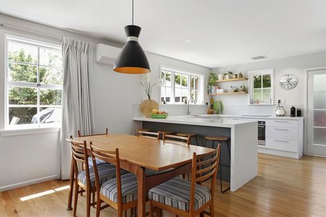 Photo of property in 35 Grahams Road, Ilam, Christchurch, 8041