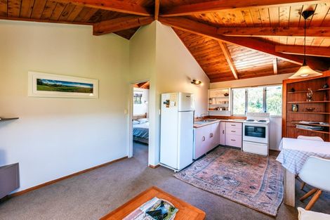 Photo of property in 92 Nick Johnstone Drive, Waiheke Island, 1971