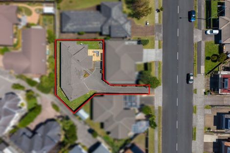 Photo of property in 3/116 Meadowland Drive, Somerville, Auckland, 2014