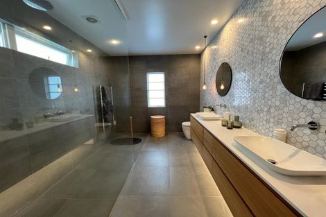 Photo of property in 5 Tuhaere Street, Orakei, Auckland, 1071