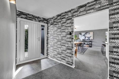 Photo of property in 20 Truby King Street, Merrilands, New Plymouth, 4312