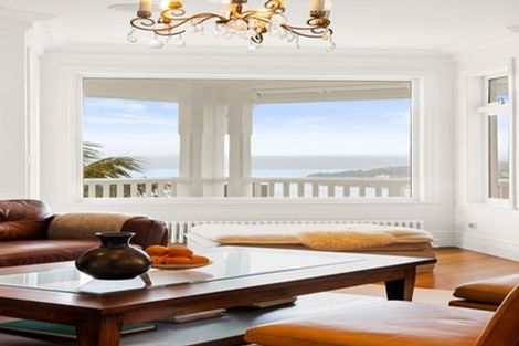 Photo of property in 8 Central Terrace, Kelburn, Wellington, 6012