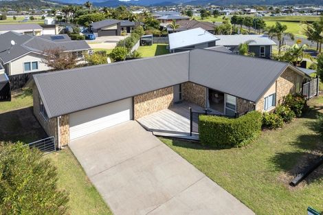 Photo of property in 58 Whitby Avenue, Whitianga, 3510