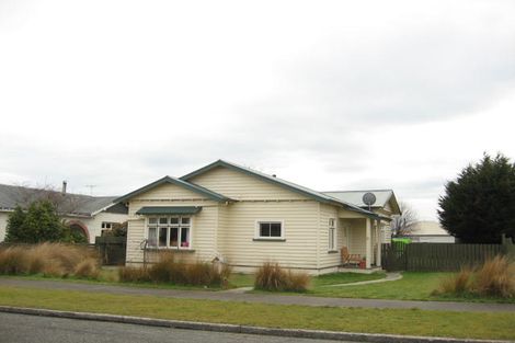 Photo of property in 10 Collingwood Street, Strathern, Invercargill, 9812