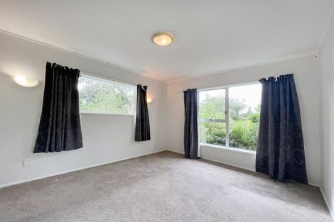 Photo of property in 13 Dunraven Place, Torbay, Auckland, 0630