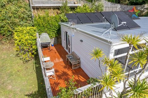 Photo of property in 28 Hollies Crescent, Johnsonville, Wellington, 6037