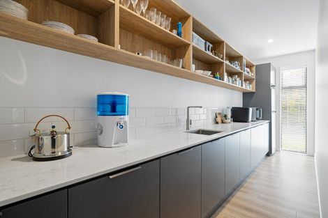 Photo of property in 165 Matsons Avenue, Papanui, Christchurch, 8053