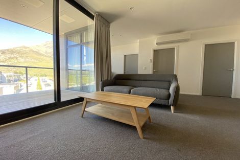 Photo of property in Wyndham Gardens Apartments, 30 Red Oaks Drive, Frankton, Queenstown, 9300