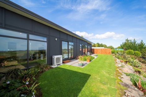 Photo of property in 444 Dover Road, Okato, New Plymouth, 4374