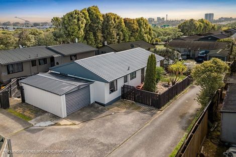 Photo of property in 1/9 Kimdale Place, Totara Heights, Auckland, 2105