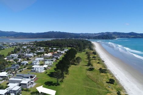Photo of property in 160 Sands Crescent, Matarangi, Whitianga, 3592