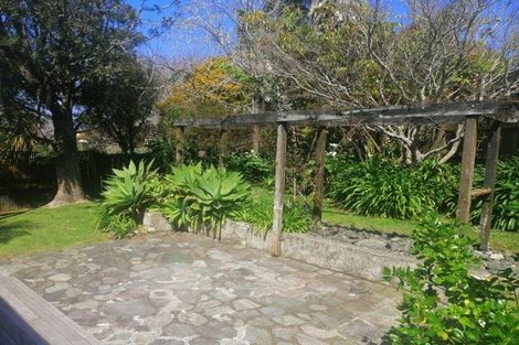 Photo of property in 2/13 Rapallo Place, Farm Cove, Auckland, 2012