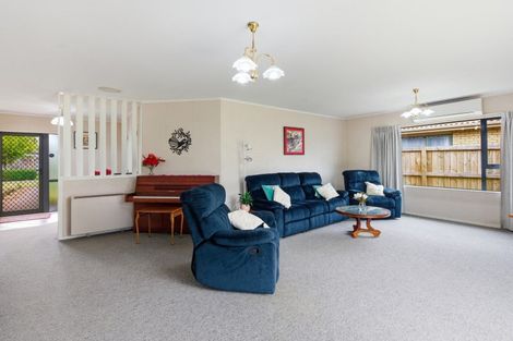Photo of property in 9 Ashmore Place, Fairy Springs, Rotorua, 3015