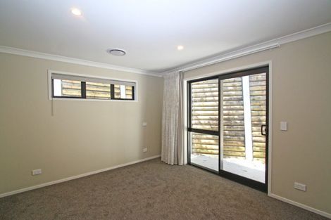 Photo of property in 21a Awanui Street, Merrilands, New Plymouth, 4312