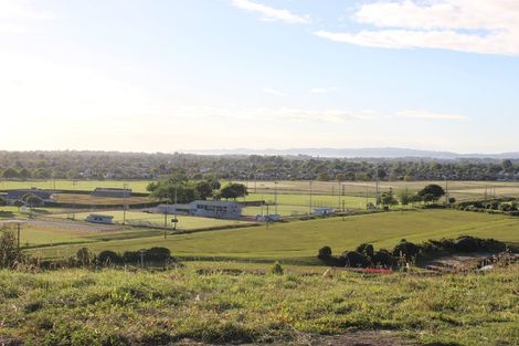 Photo of property in 80 Oak Road, Poraiti, Napier, 4112