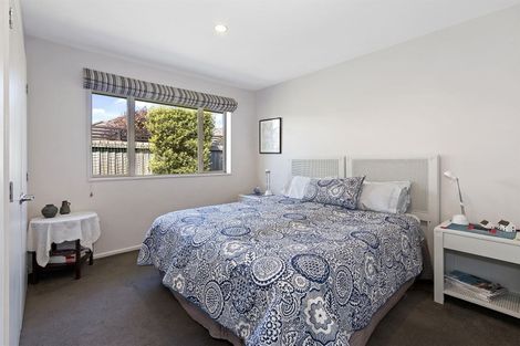 Photo of property in 30 Foresters Crescent, Parklands, Christchurch, 8083