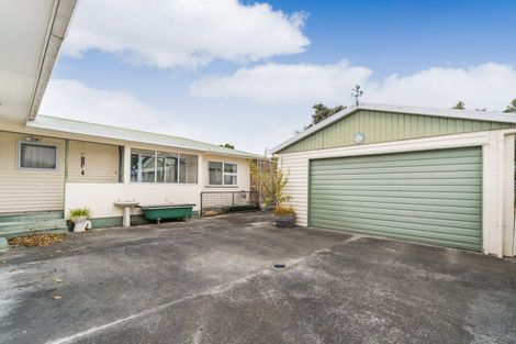 Photo of property in 24 Anakiwa Street, Kelvin Grove, Palmerston North, 4414