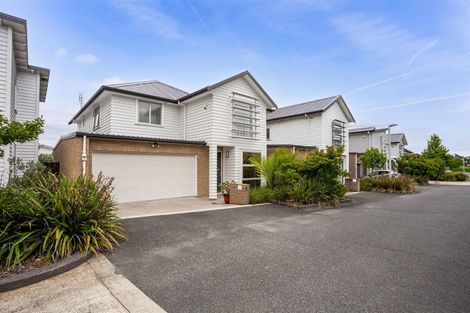 Photo of property in 6 Vincent Lane, Hobsonville, Auckland, 0616