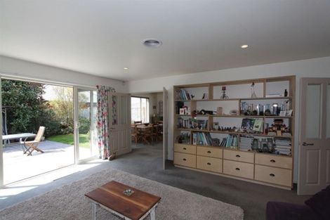 Photo of property in 6 Punga Lane, Parklands, Christchurch, 8083