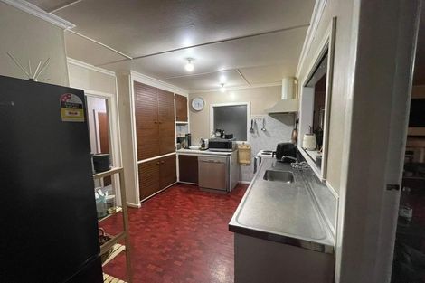 Photo of property in 81 Napier Road, Havelock North, 4130