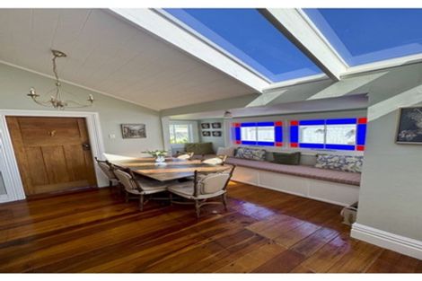 Photo of property in 18 Morley Street, New Plymouth, 4310