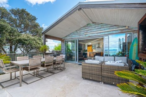 Photo of property in 80b Queen Street, Northcote Point, Auckland, 0627