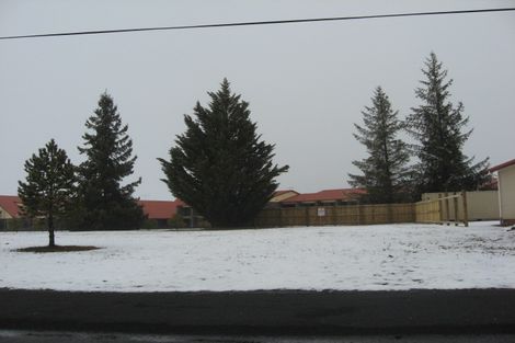 Photo of property in 8 Glenbrook Crescent, Twizel, 7901