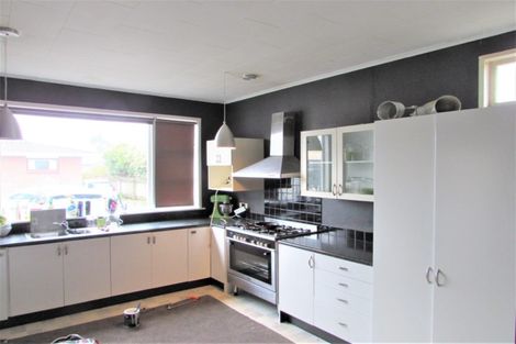 Photo of property in 5 Vincent Street, Waterloo, Lower Hutt, 5011