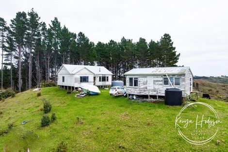 Photo of property in 623 Bickerstaffe Road, Maungaturoto, 0587