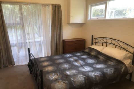 Photo of property in 45 Ravenwood Drive, Forrest Hill, Auckland, 0620