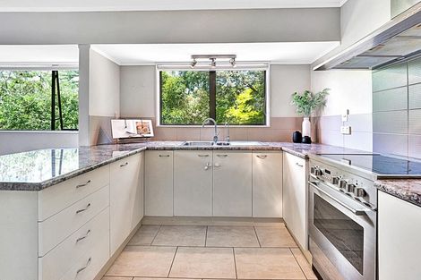 Photo of property in 8c Greenhill Crescent, Pakuranga, Auckland, 2010