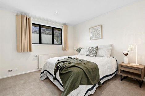 Photo of property in 28 Quill Street, Lake Hayes, Queenstown, 9304