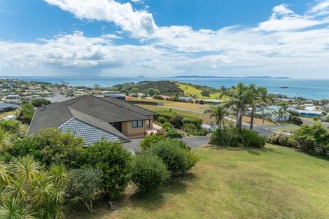 Photo of property in 11 Oden Hill, Coopers Beach, 0420