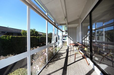 Photo of property in 50 Napier Road, Havelock North, 4130