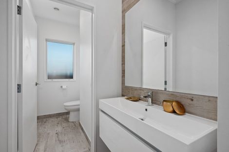 Photo of property in 97 Pohutukawa Parade, Riverhead, 0820