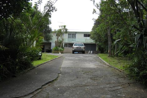 Photo of property in 85 Seaview Road, Piha, 0772