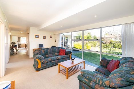 Photo of property in 5 Carl Avenue, Havelock North, 4130