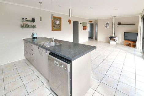 Photo of property in 1667 Kaipara Hills Road, Kaipara Flats, Warkworth, 0984