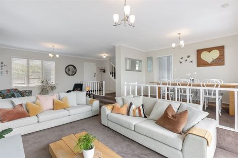 Photo of property in 14 Indus Place, Half Moon Bay, Auckland, 2012