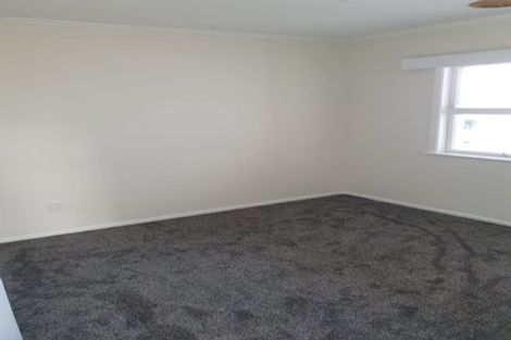 Photo of property in 2/7 Arawa Street, New Lynn, Auckland, 0600