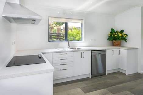 Photo of property in 27 Taurua Place, Coromandel, 3506