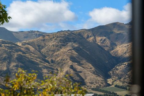 Photo of property in 11 Sarges Way, Lake Hawea, Wanaka, 9382