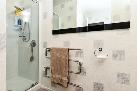 Photo of property in 3 Surrey Lane, Glenview, Hamilton, 3206