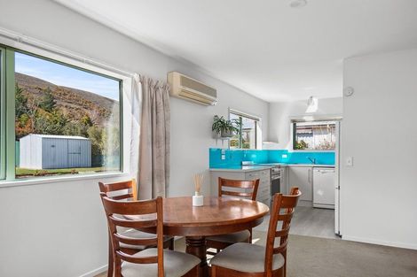 Photo of property in 90 Shields Street, Clyde, 9330