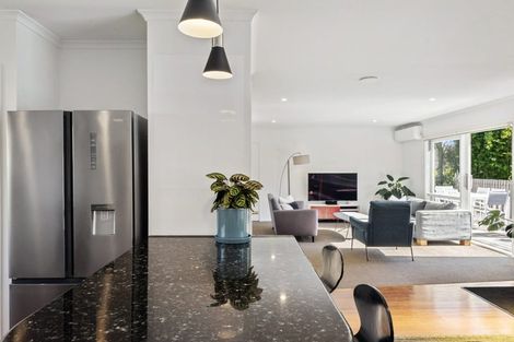 Photo of property in 2/193 Lake Road, Belmont, Auckland, 0622