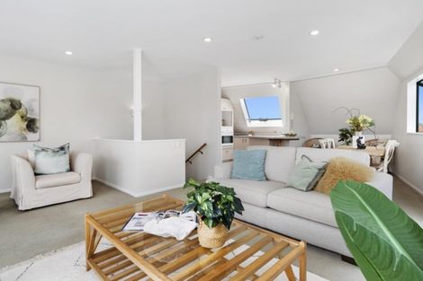 Photo of property in 62g Maunganui Road, Mount Maunganui, 3116