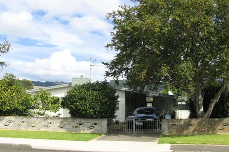 Photo of property in 17 Kiwi Street, Heretaunga, Upper Hutt, 5018