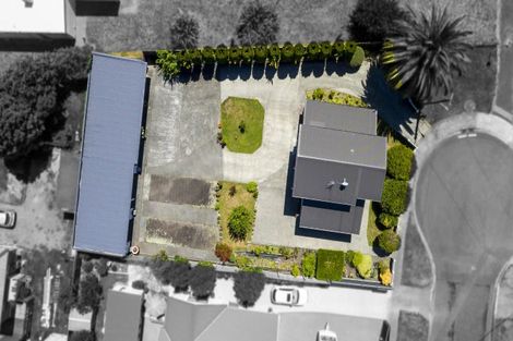 Photo of property in 13 Poplar Grove, Ebdentown, Upper Hutt, 5018