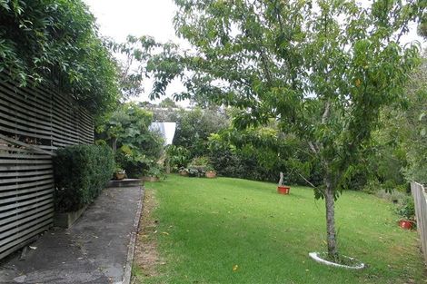 Photo of property in 126 Flanshaw Road, Te Atatu South, Auckland, 0610